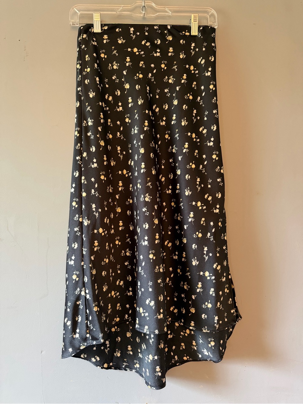 Abercrombie & Fitch Black High-Low Skirt with Cream Yellow Floral Print